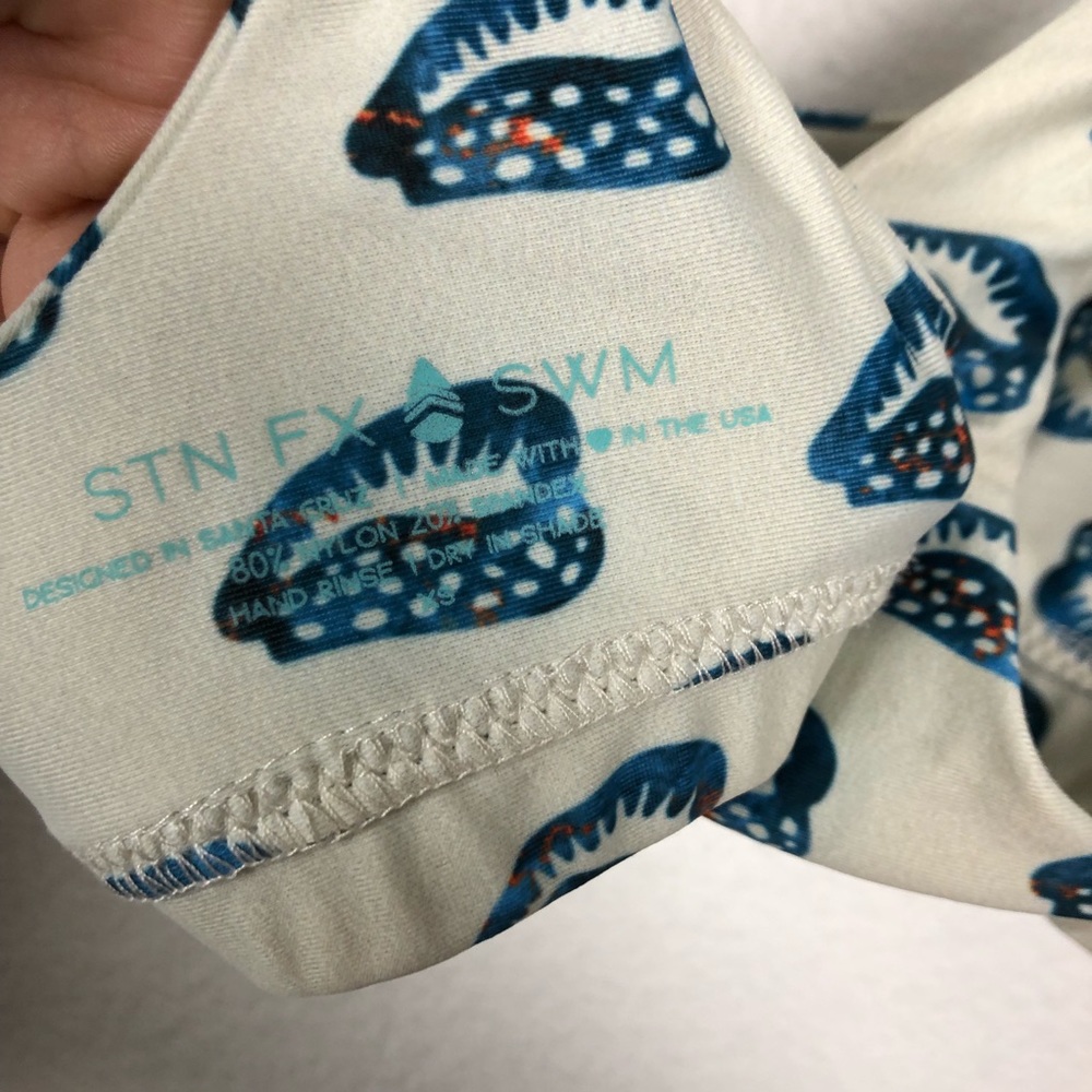 Stone Fox Swim Shell Print Coco Swimsuit Bikini Top Blue Size XS - Picture 4 of 5